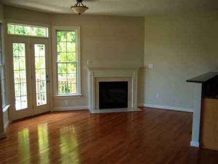 105 Chanticleer Ct - Photo 3 of 5