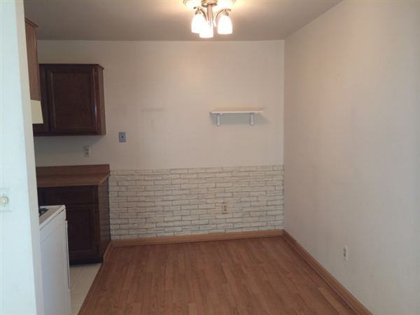 23564 N Rockledge - Photo 3 of 8