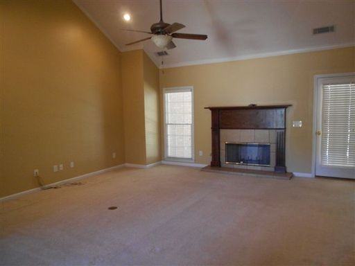 214 Bent Tree Dr - Photo 3 of 27