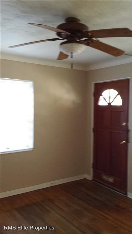 3621 Jessup Ct N - Photo 2 of 7