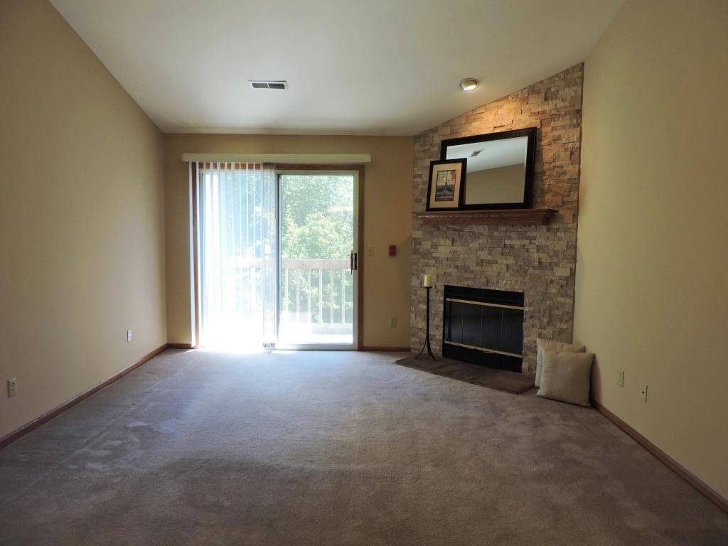 Maple Court Apartments - Photo 2 of 20