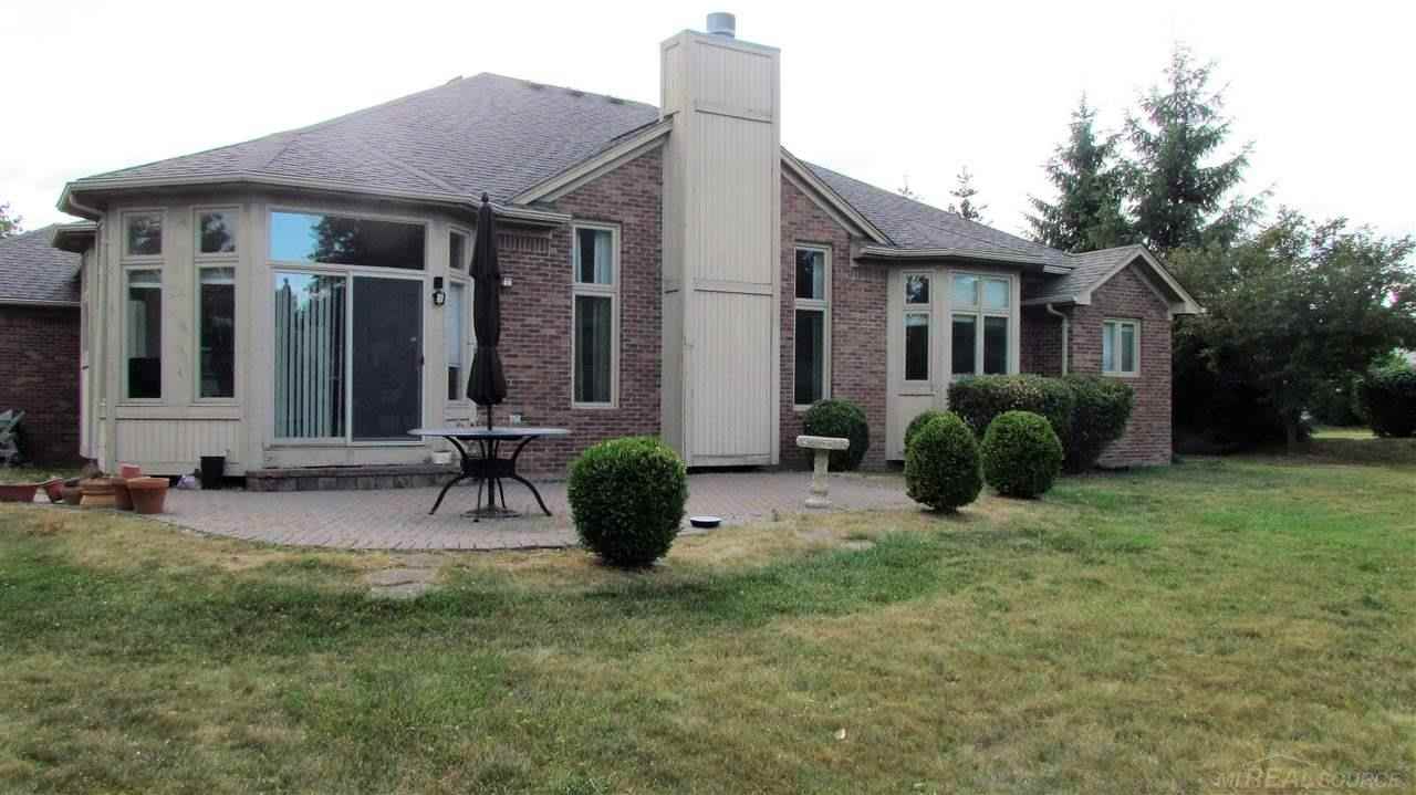 48972 Chelsea Park Dr - Photo 2 of 17