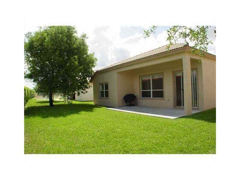 13239 NW 16th St - Photo 2 of 8