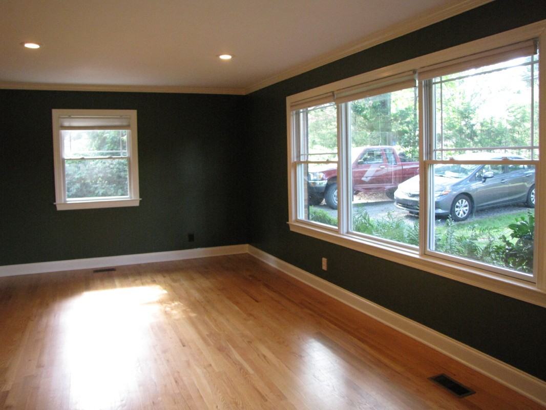 501 Parkview Dr - Photo 3 of 12