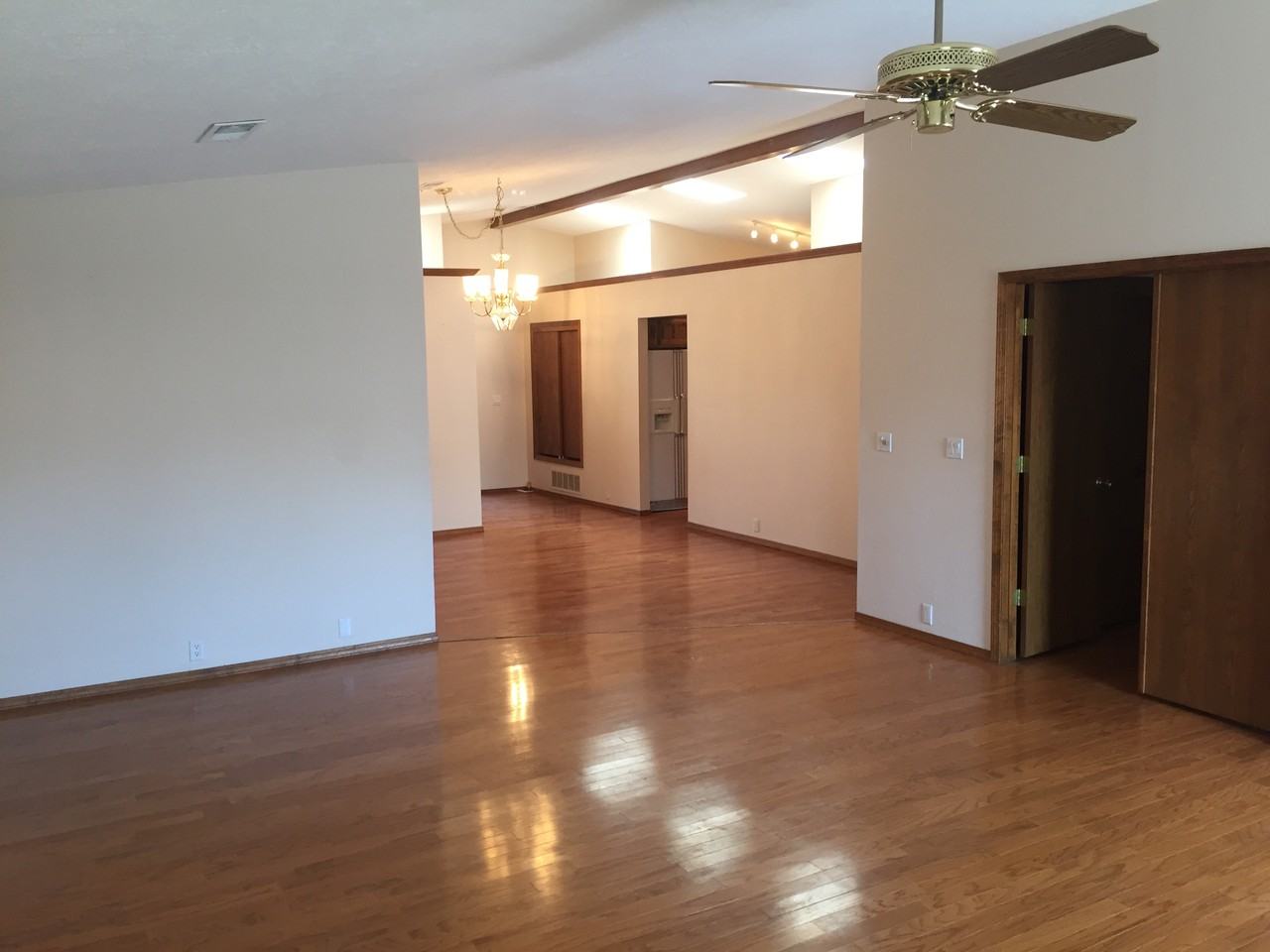 9332 Admiral Lowell Pl NE - Photo 2 of 12