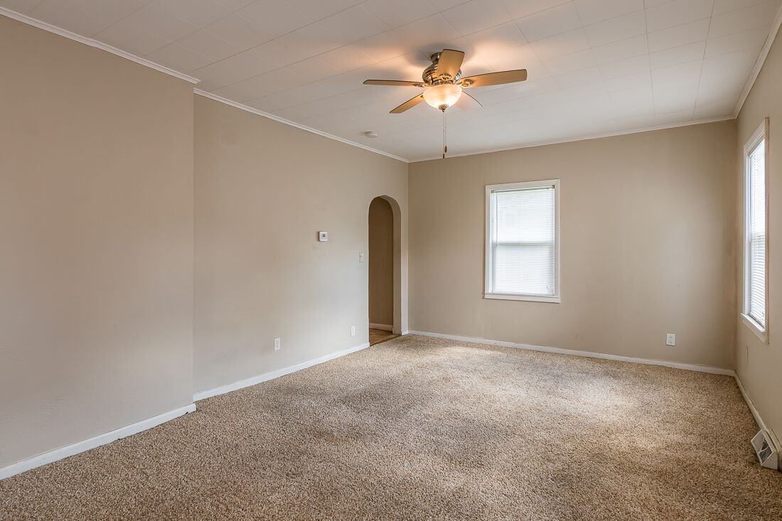 3513 12th Ave - Photo 3 of 8