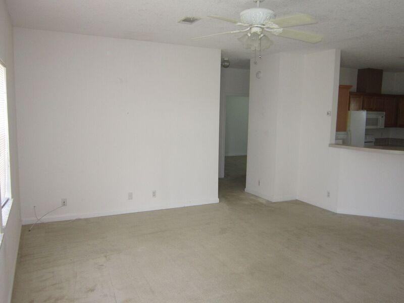 4318 9th St W - Photo 2 of 19