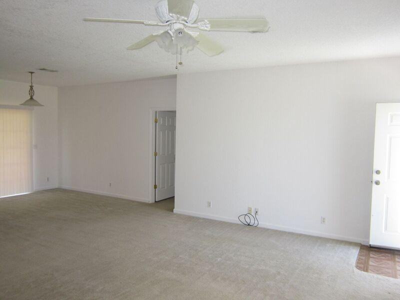 4318 9th St W - Photo 3 of 19