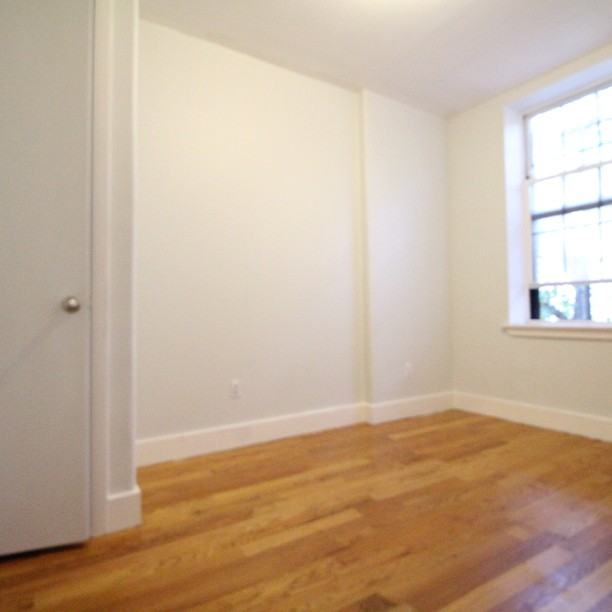 885 Saint Johns Place #8d