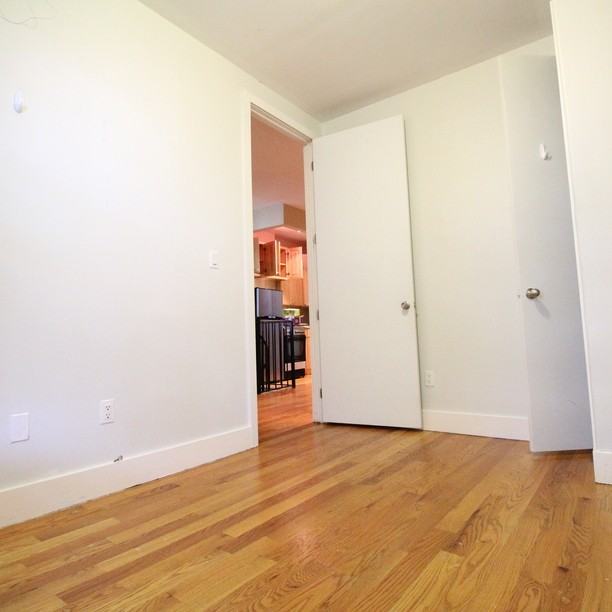 885 Saint Johns Place #6a