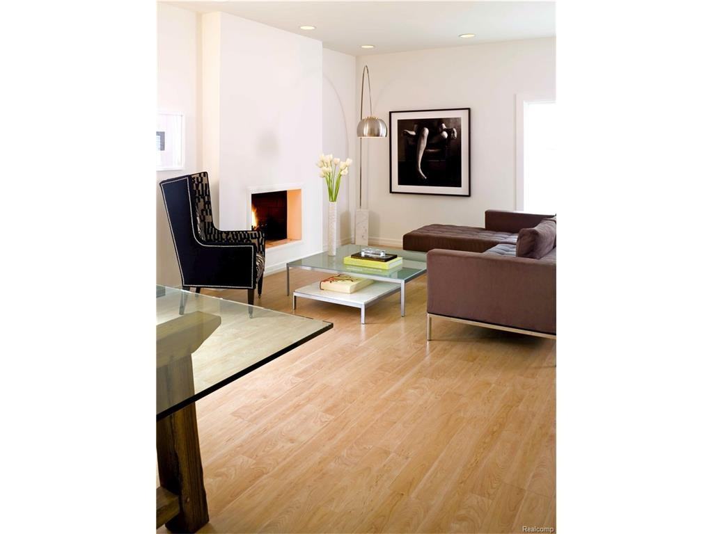 494 Townsend St - Photo 3 of 10