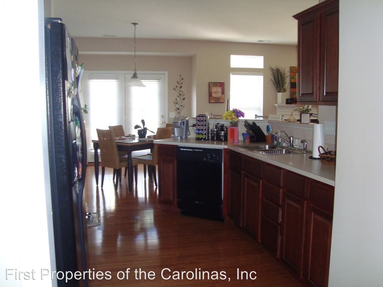 183 Autumn Falls Dr - Photo 3 of 16