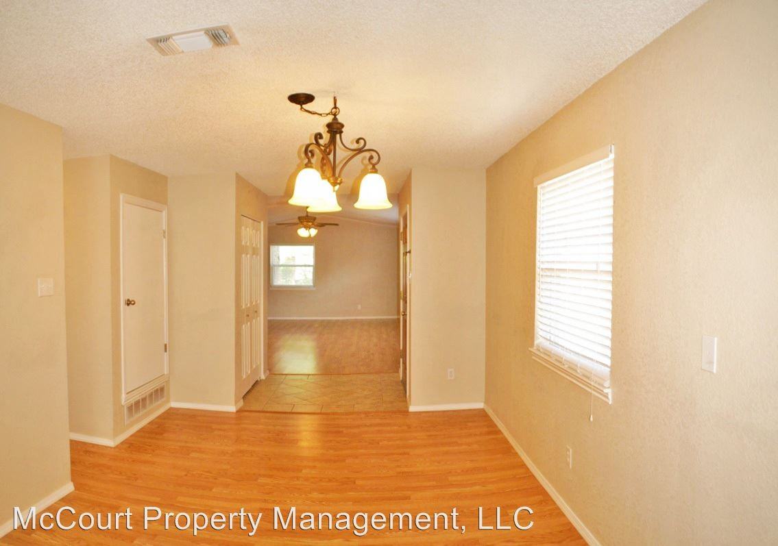 4525 Fairgate Dr - Photo 3 of 10