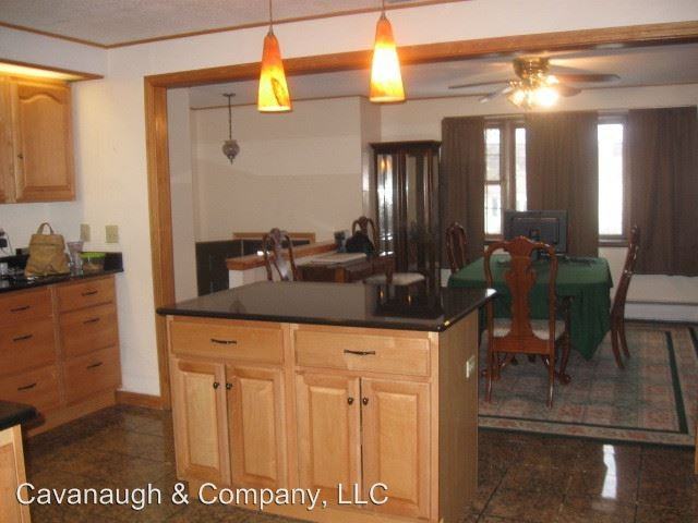 365 Millbrook Rd - Photo 2 of 15