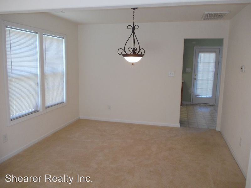 8549 Filbert Ln - Photo 3 of 19