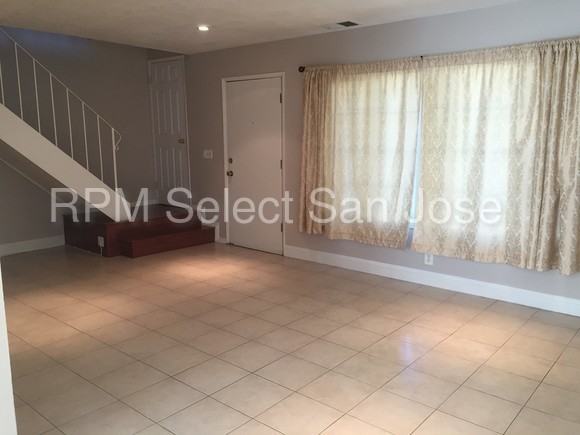 106 Poas Cir - Photo 3 of 23