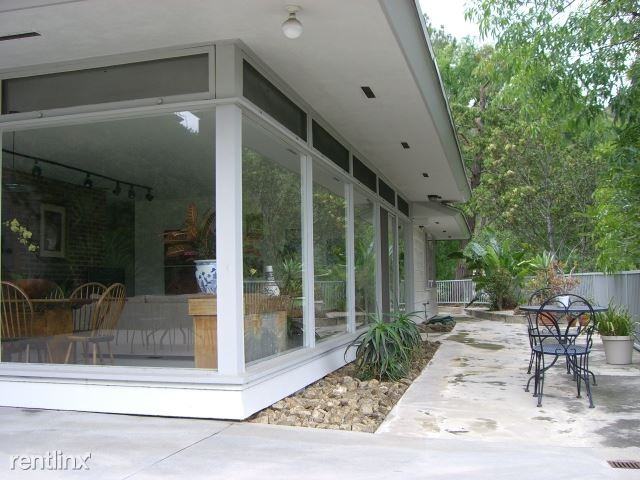 1220 Linda Ridge Rd - Photo 3 of 9