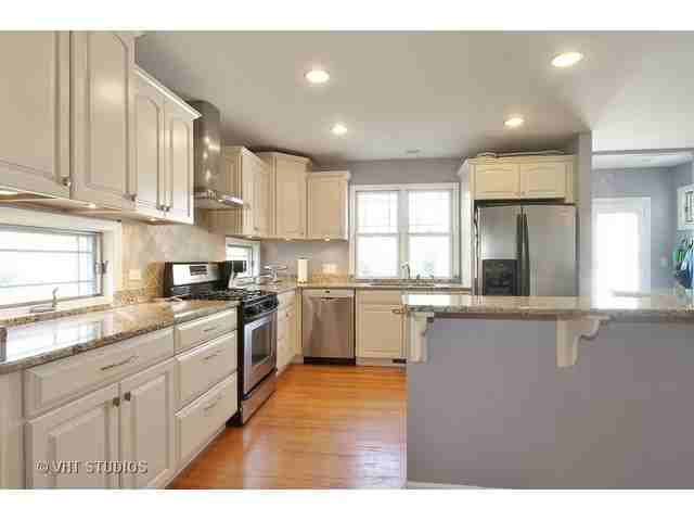 7122 N McAlpin Ave - Photo 2 of 23