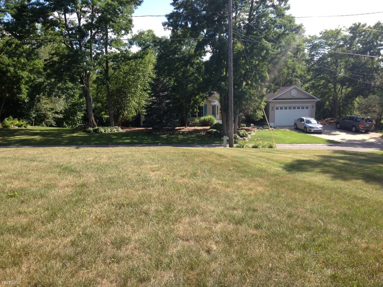 387 S Mill St - Photo 3 of 38