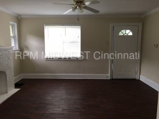 1929 Emma Pl - Photo 2 of 14