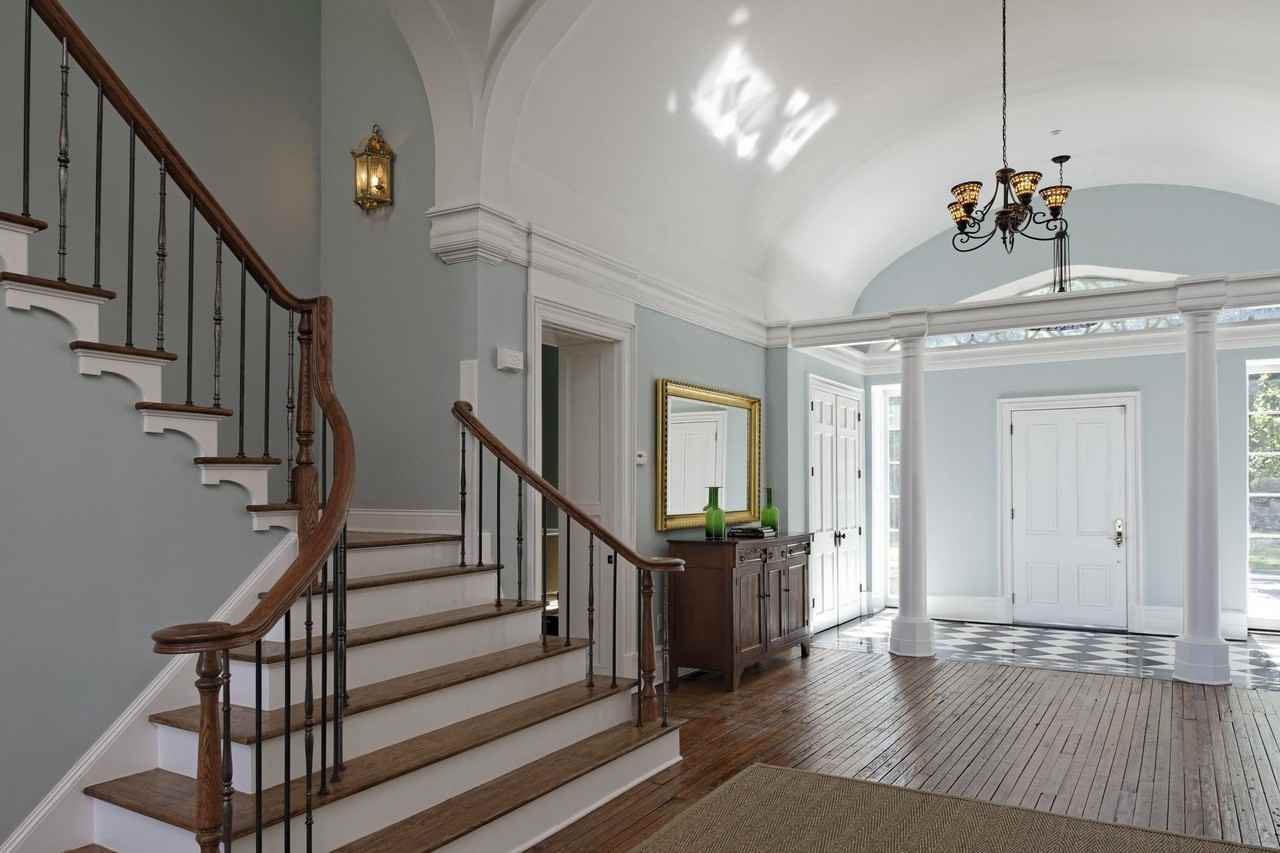 7 Pokahoe Dr - Photo 2 of 19