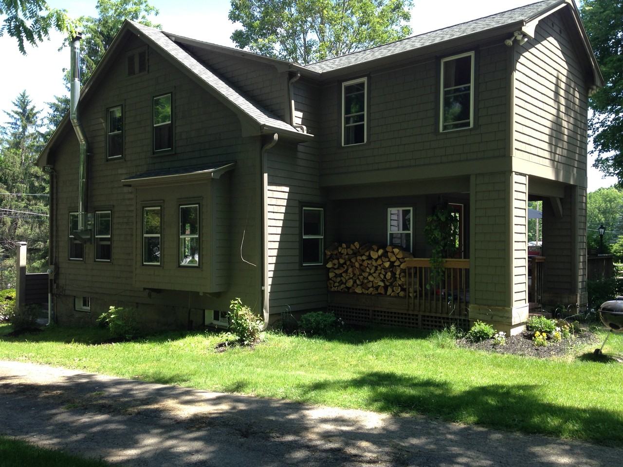 40 Midway Rd - Photo 2 of 26