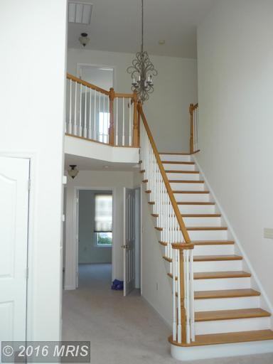 20419 Kings Crest Blvd - Photo 3 of 12