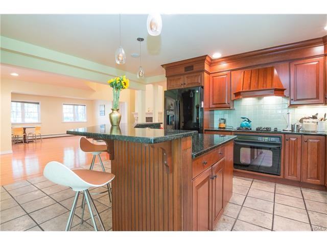 416 Sleepy Hollow Rd - Photo 2 of 21