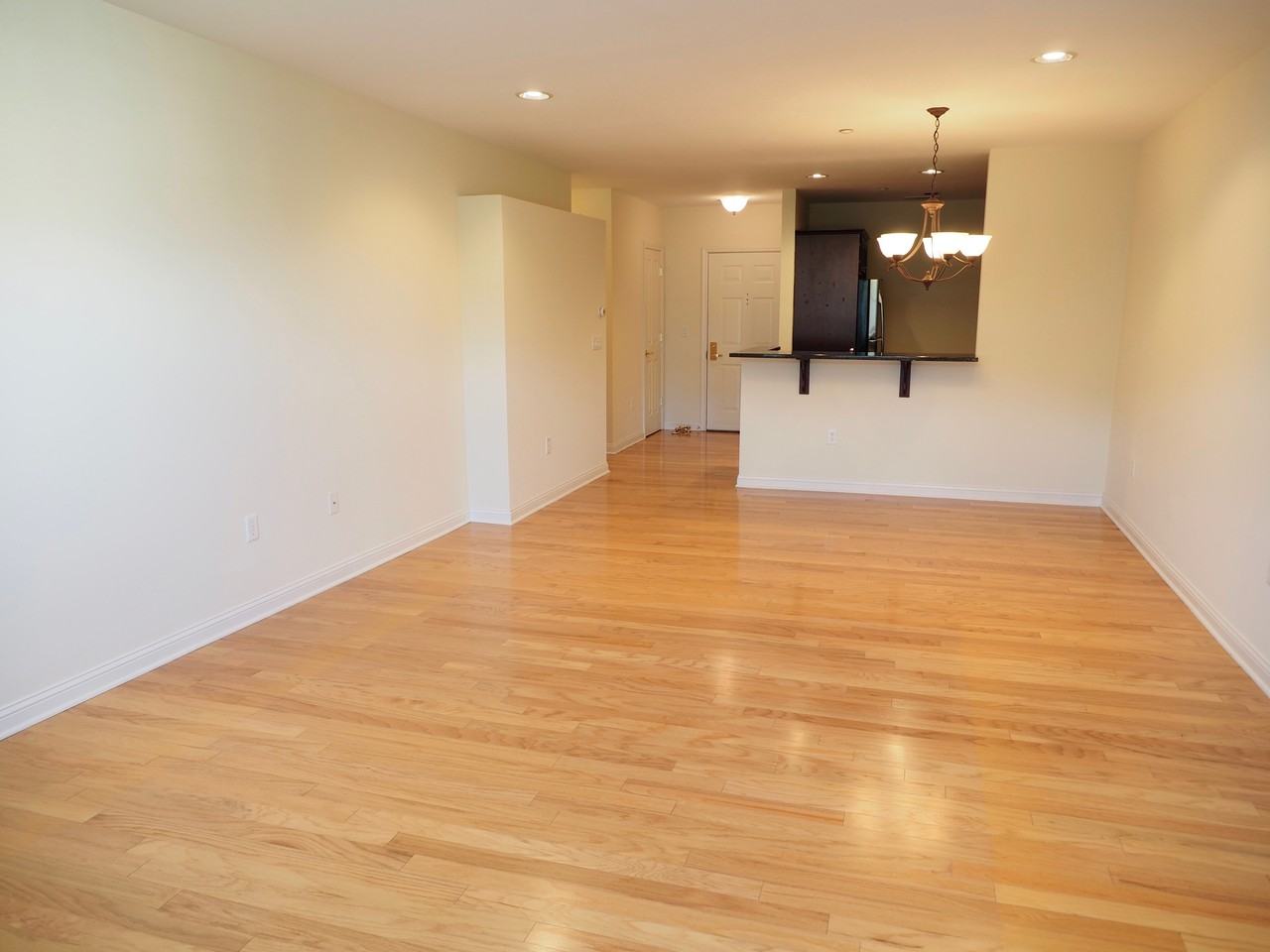 3303 Leeward Dr - Photo 3 of 13