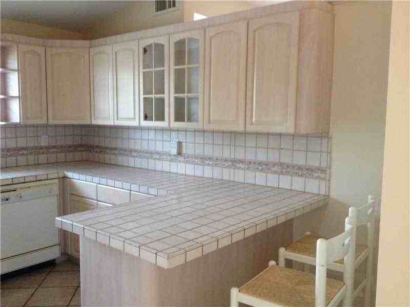 13220 Southwest 86th Lane - Photo 2 of 4