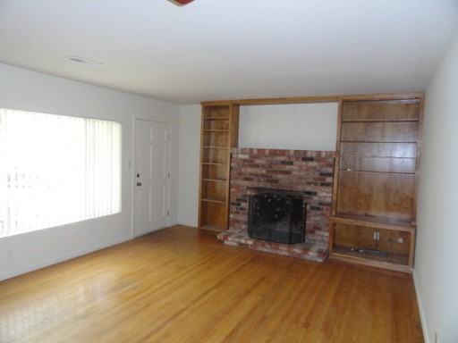 1900 Malano Ct - Photo 3 of 11