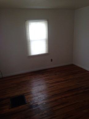 3836 Euclid Ave - Photo 2 of 8