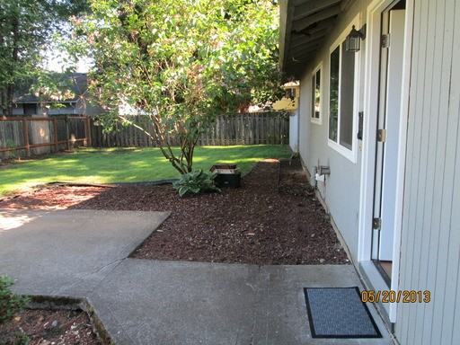 14119 NE 13th St - Photo 3 of 15