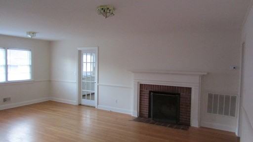 507 S Walker St - Photo 3 of 15