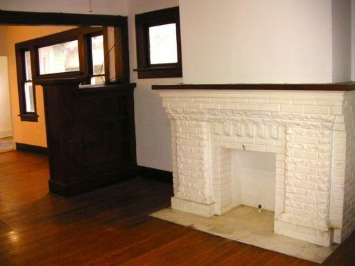 706 NW 24th St - Photo 2 of 11