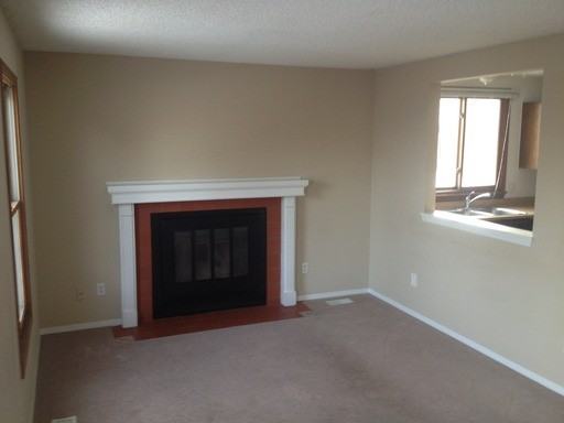 8555 S Estes St - Photo 2 of 13