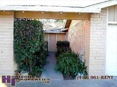9272 Corinthian Cir - Photo 2 of 20