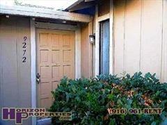 9272 Corinthian Cir - Photo 3 of 20