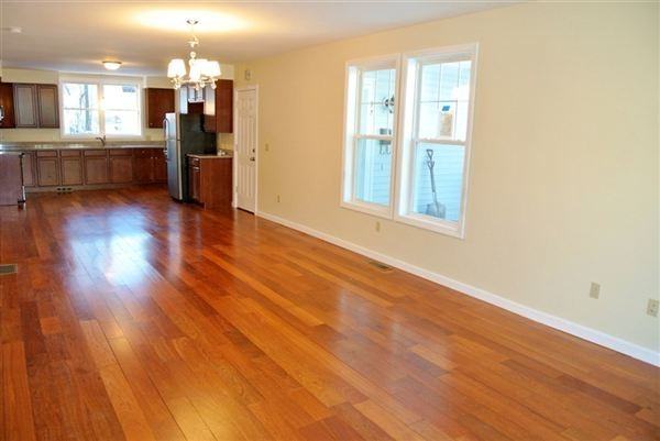 97 Rebekah ST - Photo 3 of 9