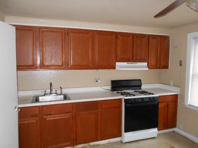 2414 Harriet Ave - Photo 3 of 4