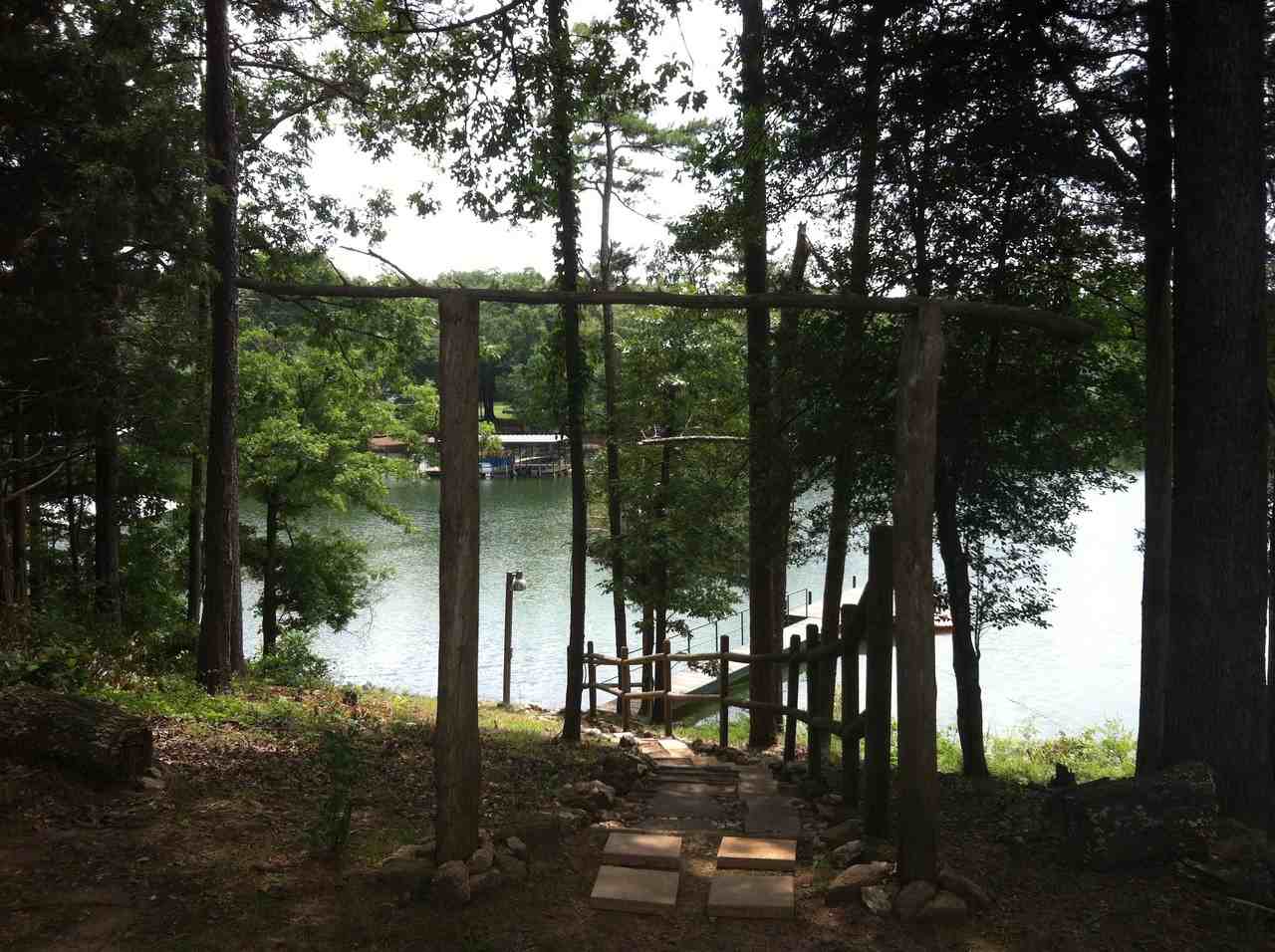 167 Foothills Dr - Photo 3 of 11