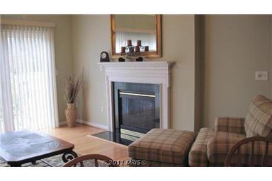 14158 Foxhall Rd - Photo 2 of 7