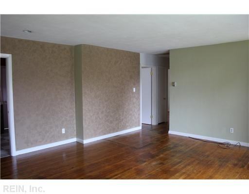 2901 E Malden Ave - Photo 3 of 6