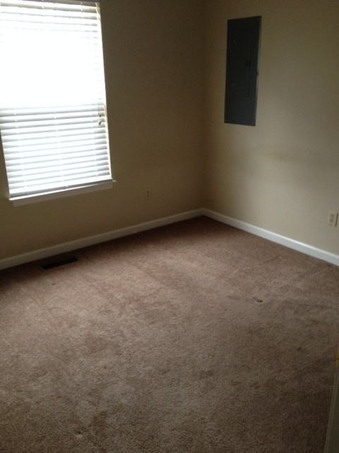 28510 Glaston Bury Dr - Photo 3 of 25