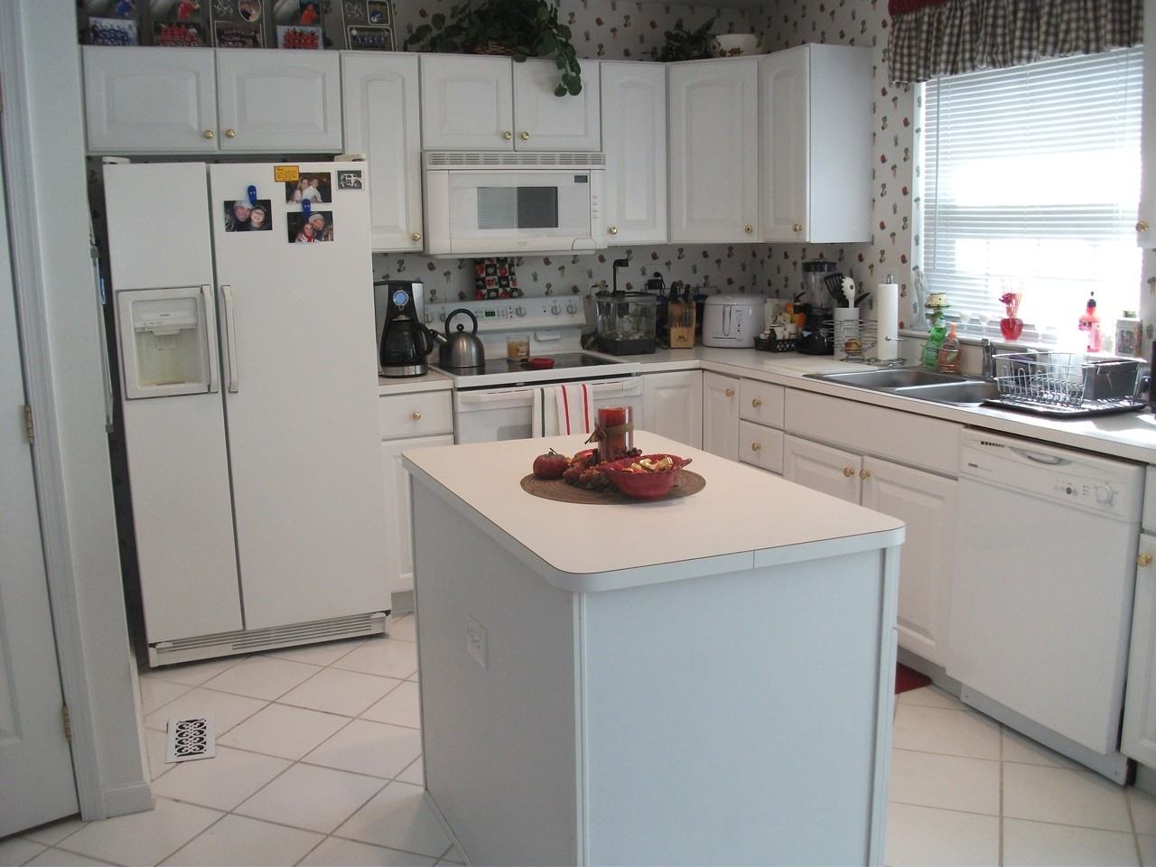 530 Galahad Ct - Photo 3 of 7