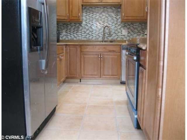 1008 N 21st St - Photo 3 of 9