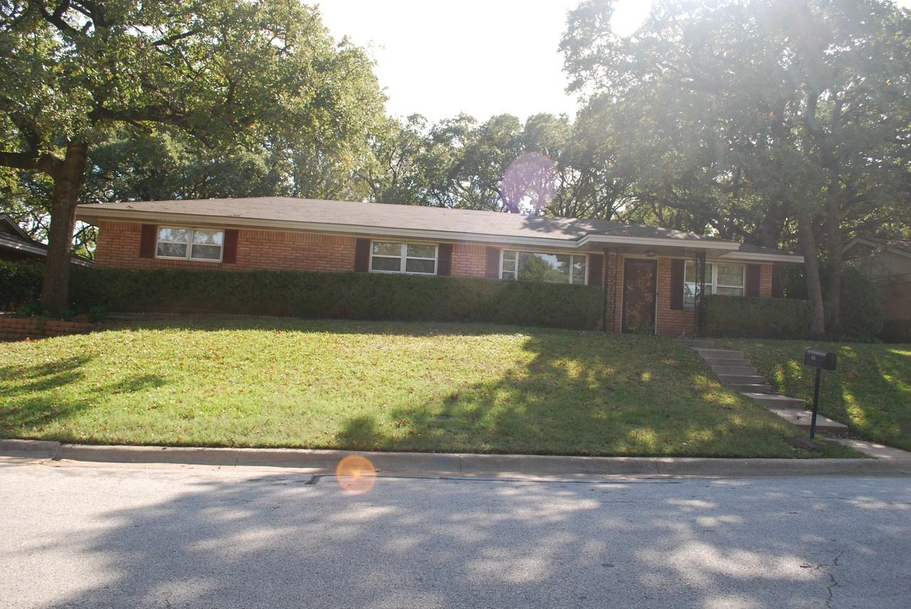 616 Monette Dr - Photo 2 of 41