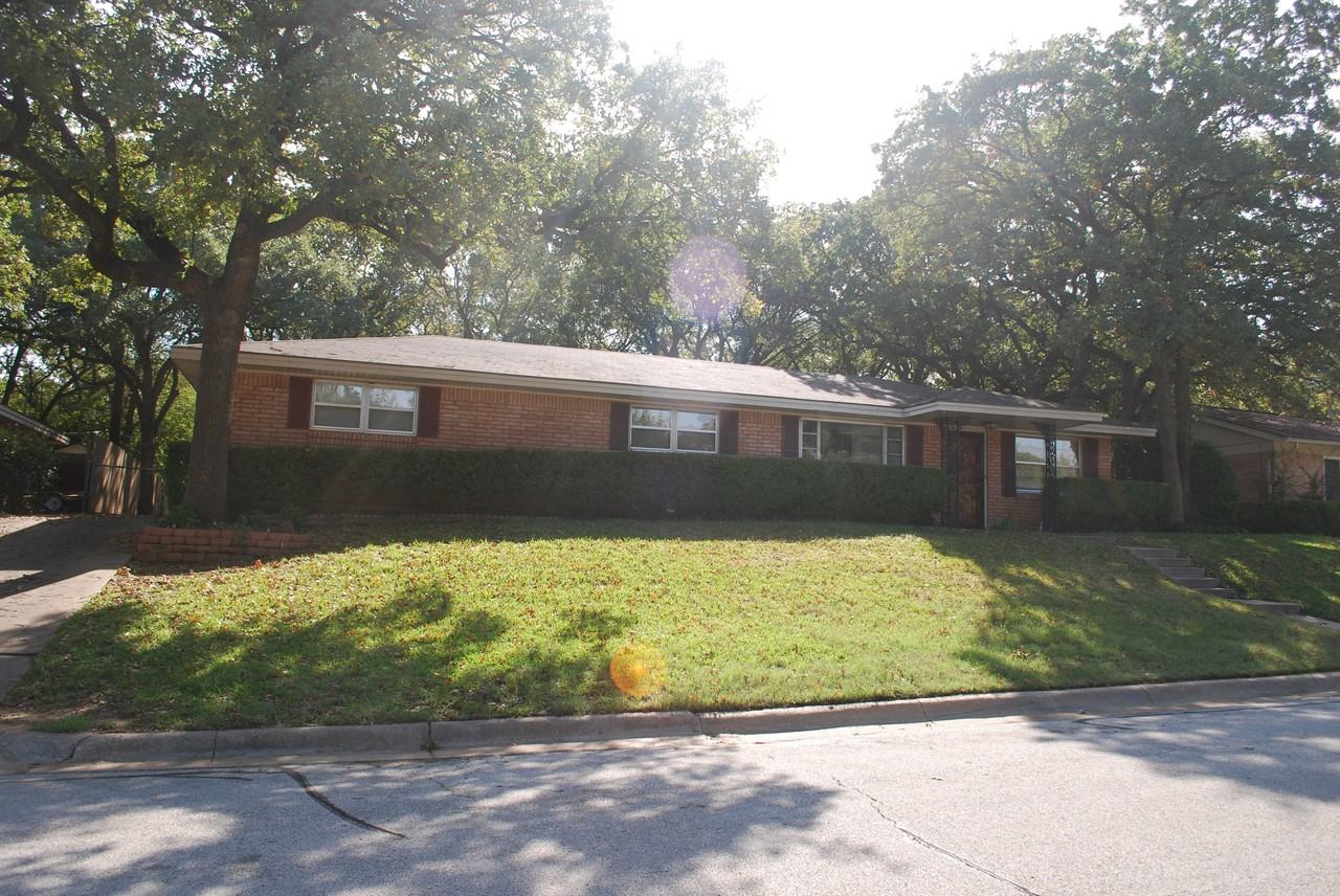 616 Monette Dr - Photo 3 of 41