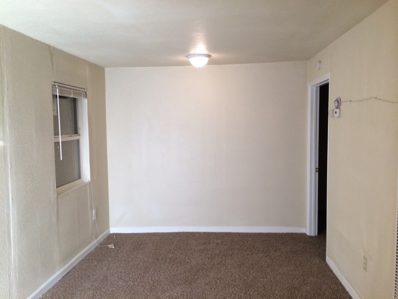 1309 Harris Ave - Photo 3 of 10