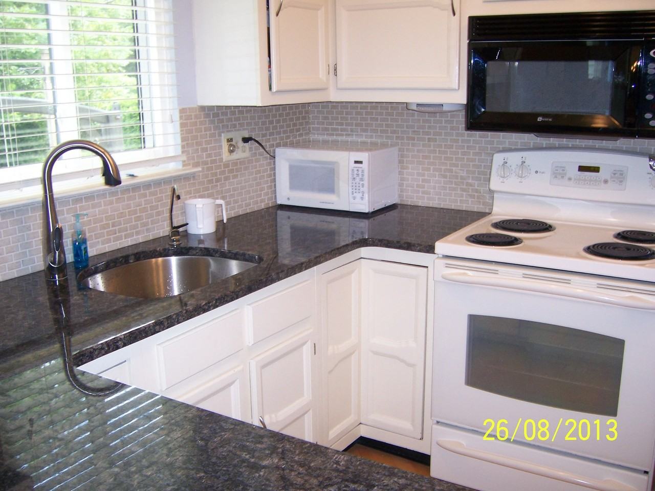 749 Chesham Turn - Photo 3 of 28